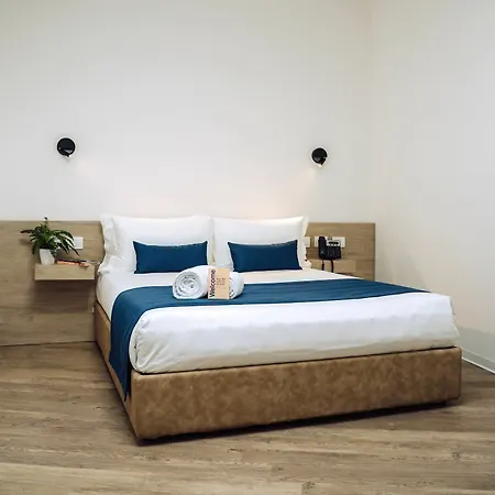 Otel Air Rome Airport By Hellosky 4*