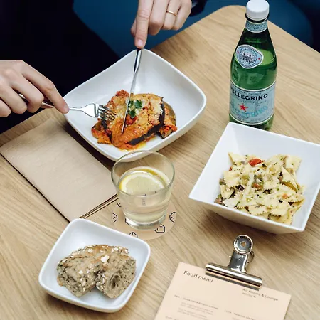 Air Rome Airport By Hellosky Hotell 4*