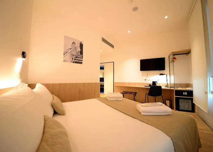 Air Rome Airport By Hellosky Otel 4*